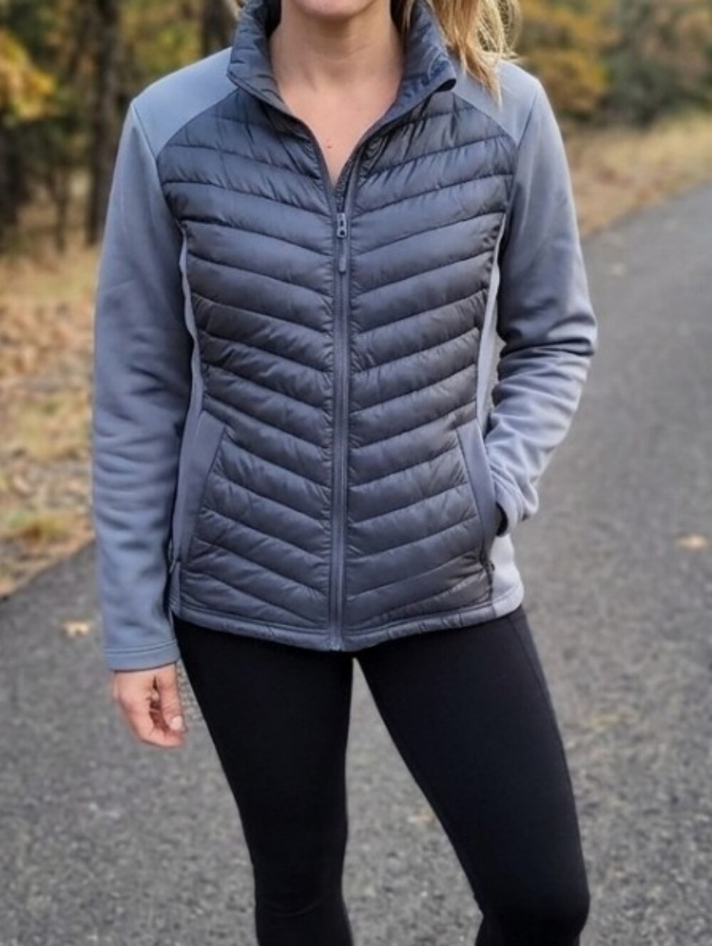 32 Degrees Heat.. Women’s Quilted Hybrid Puffer Softshell Jacket - Gray Size L